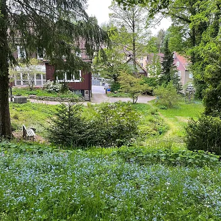Feriehus Liebevoll Eingerichtetes Mit Grossem Garten