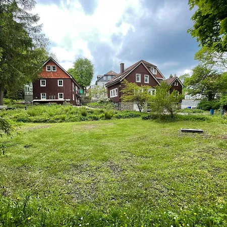 Feriehus Liebevoll Eingerichtetes Mit Grossem Garten *