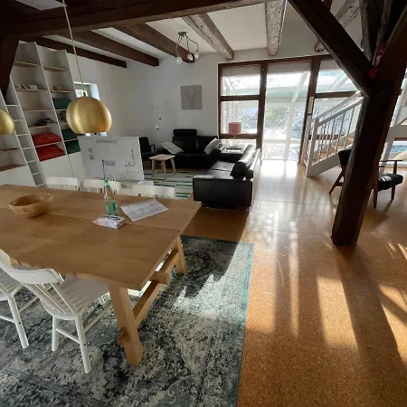 Feriehus Liebevoll Eingerichtetes Mit Grossem Garten